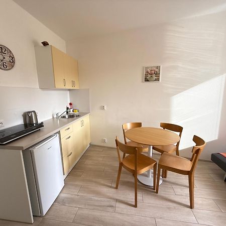 Apartmány LETO Frýdek-Místek Esterno foto