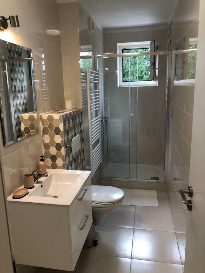 Apartmány LETO Frýdek-Místek Esterno foto
