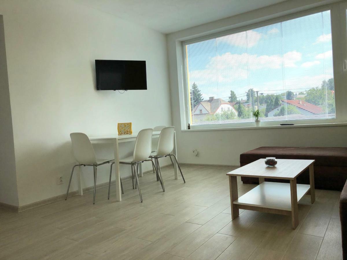 Apartmány LETO Frýdek-Místek Esterno foto