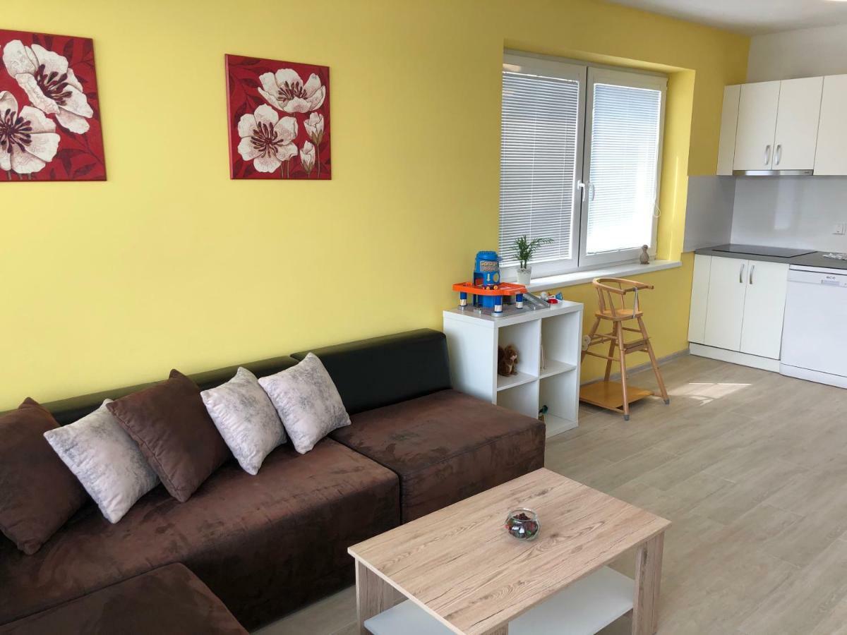 Apartmány LETO Frýdek-Místek Esterno foto