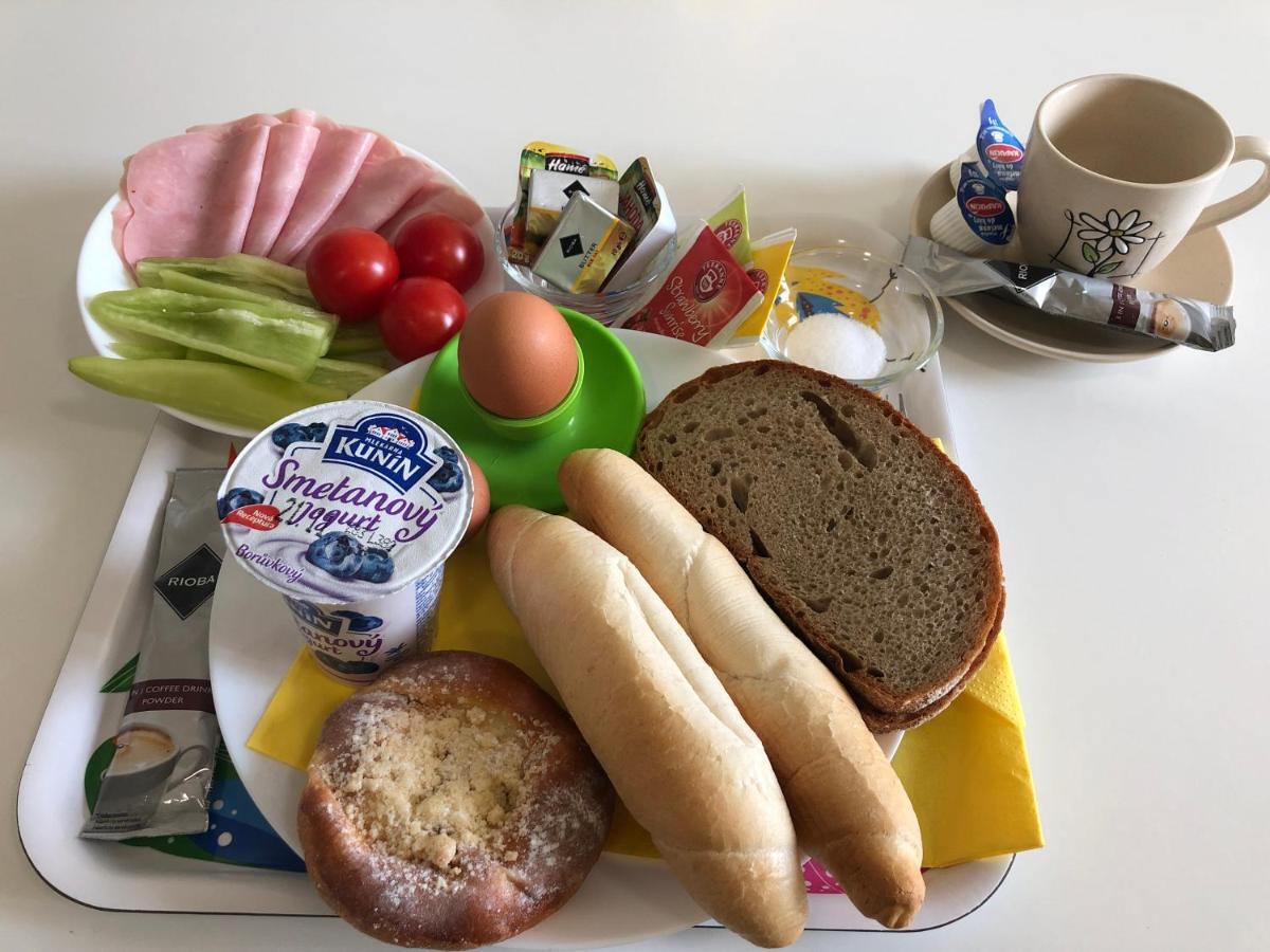 Apartmány LETO Frýdek-Místek Esterno foto